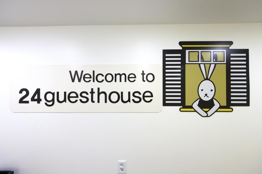 24 Guesthouse Myeongdong Town Seul Esterno foto