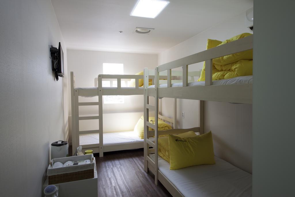 24 Guesthouse Myeongdong Town Seul Camera foto